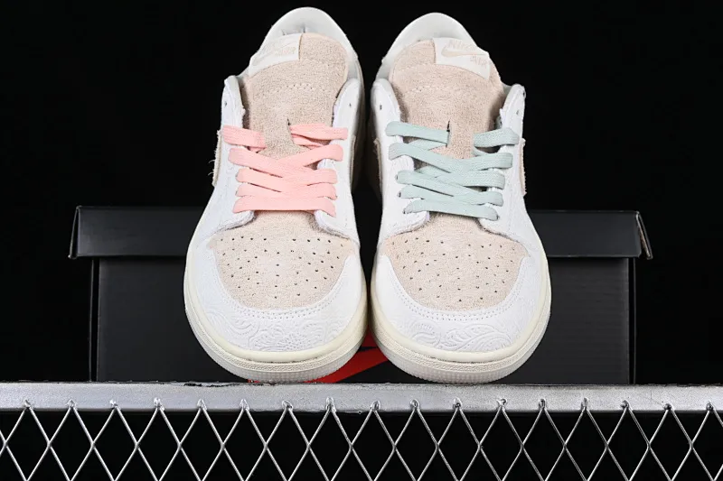 All categories Air Jordan Jordan series basketball shoes Air Jordan 1 Low Z version CP3 x Air Jordan 1 AJ1 Joe 1 embossed white low-top cultural casual sneakers FZ0455-200